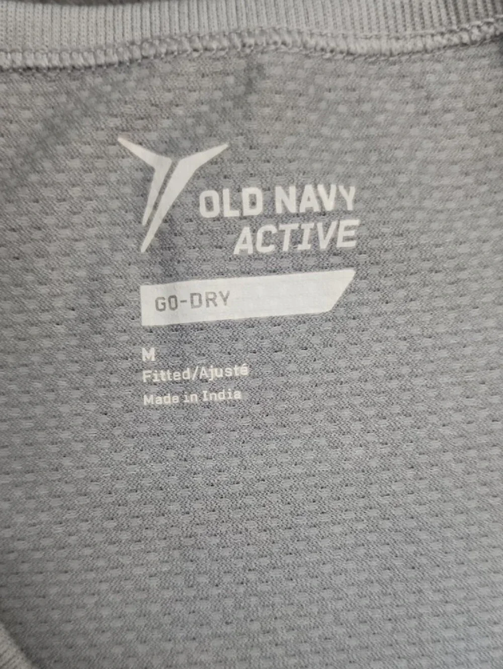 Old Navy Short-Sleeve Seamless Active Tee - Light Gray & Dark Gray - Picture 2 of 11